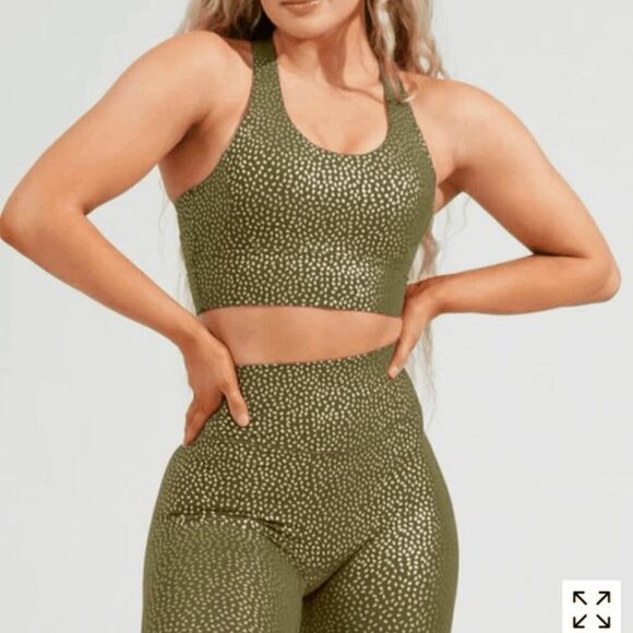 BuffBunny Nubre Olive Greeb Metallic Gold Rosa Sports Bra Medium NWT - Picture 7 of 8